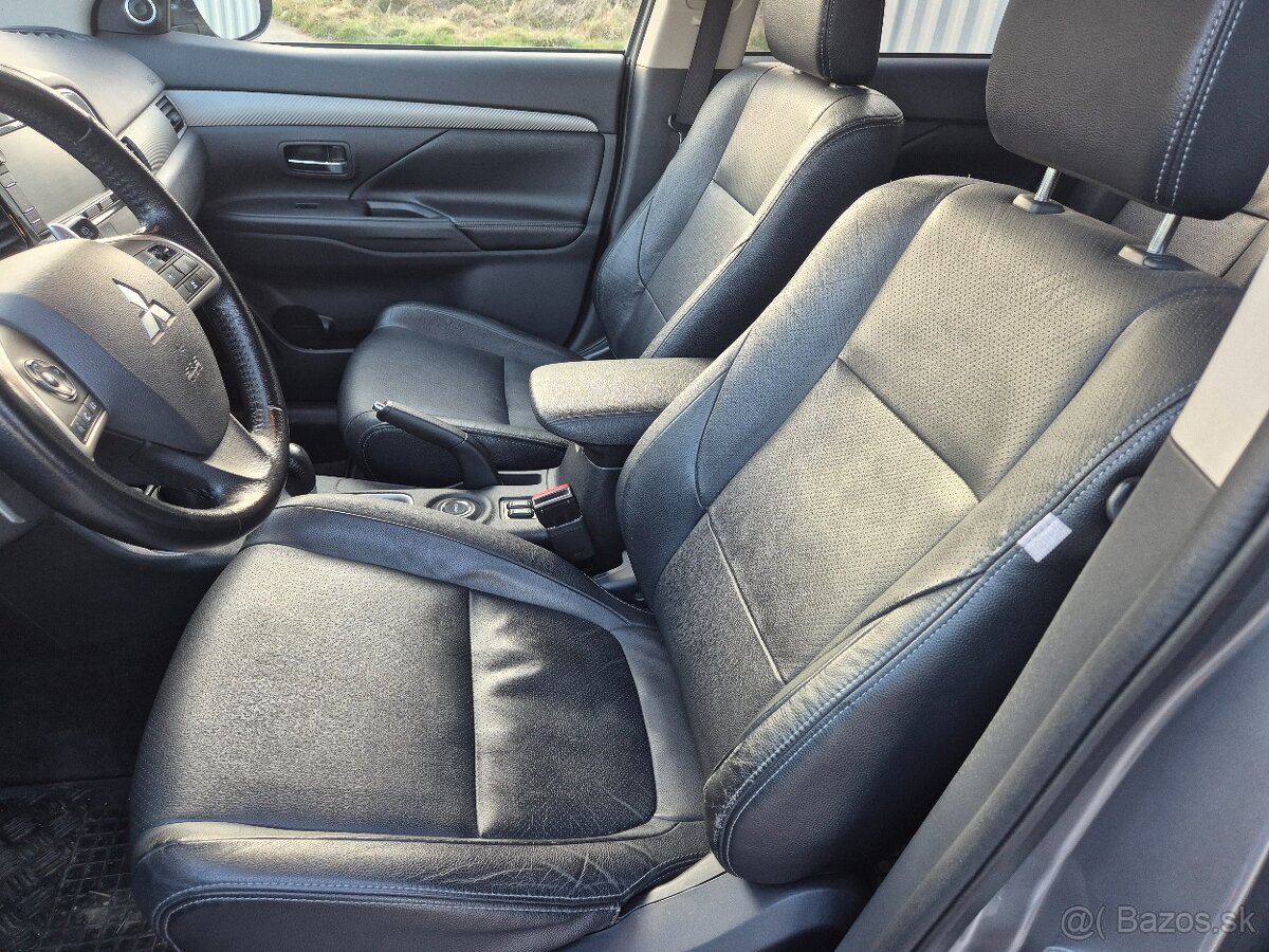 Mitsubishi Outlander 2.2 DI-D Intense+ - 10