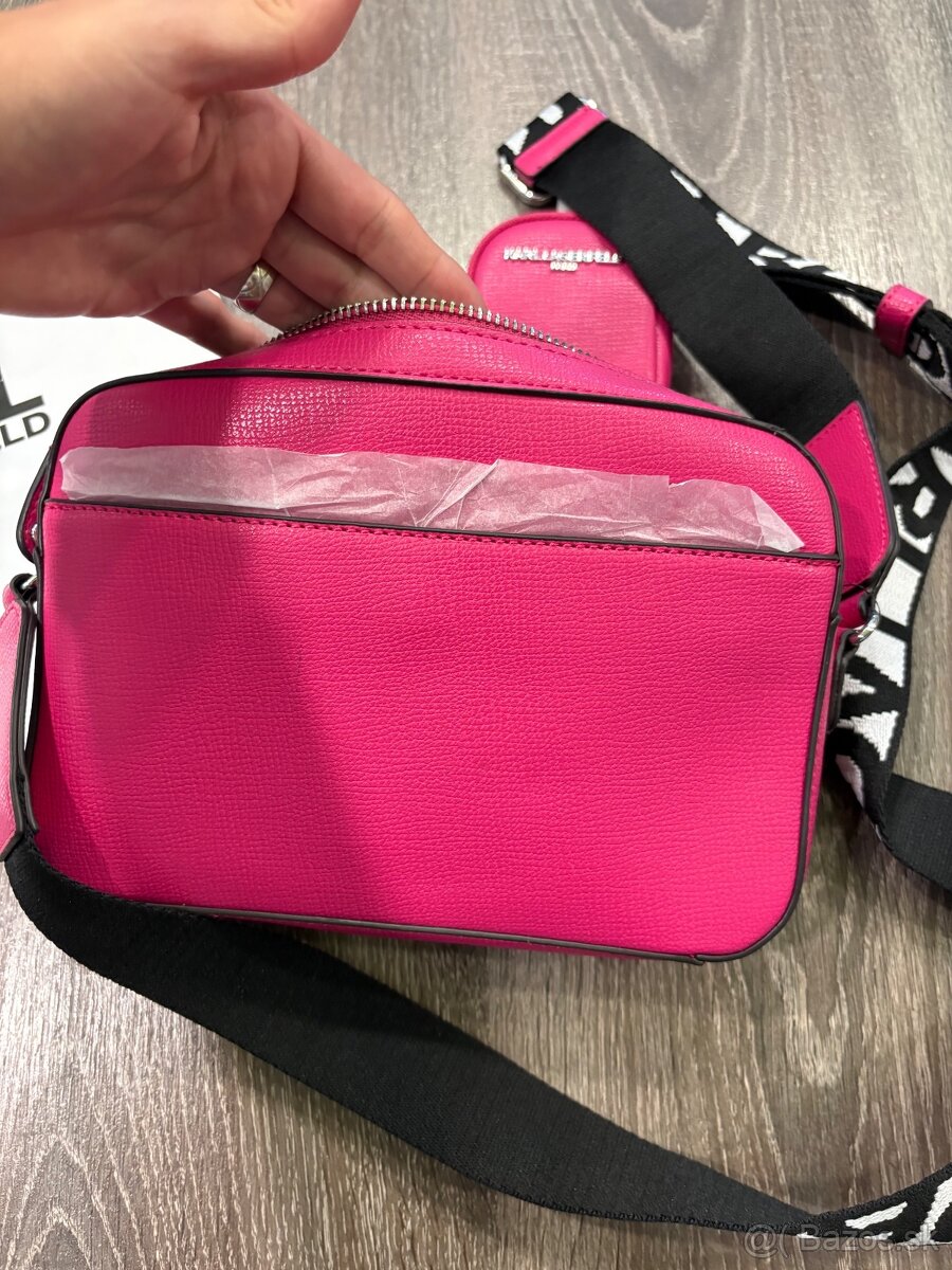 Karl Lagerfeld kožená crossbody kabelka - 10