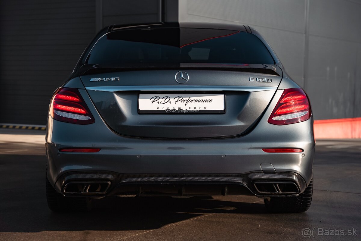 Mercedes-Benz E63s AMG V8 Biturbo 4Matic+ - 10