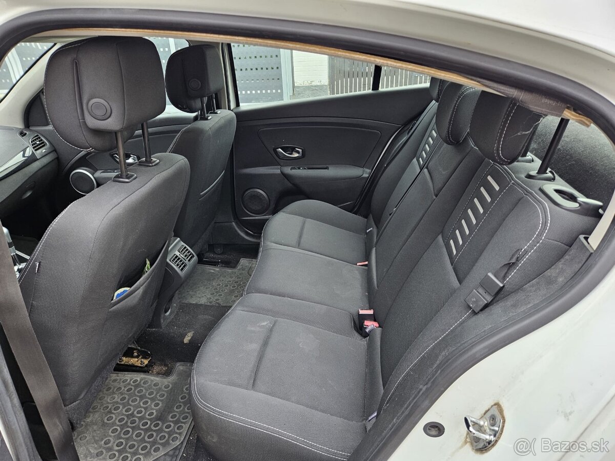 Predám Renault fluence - 10