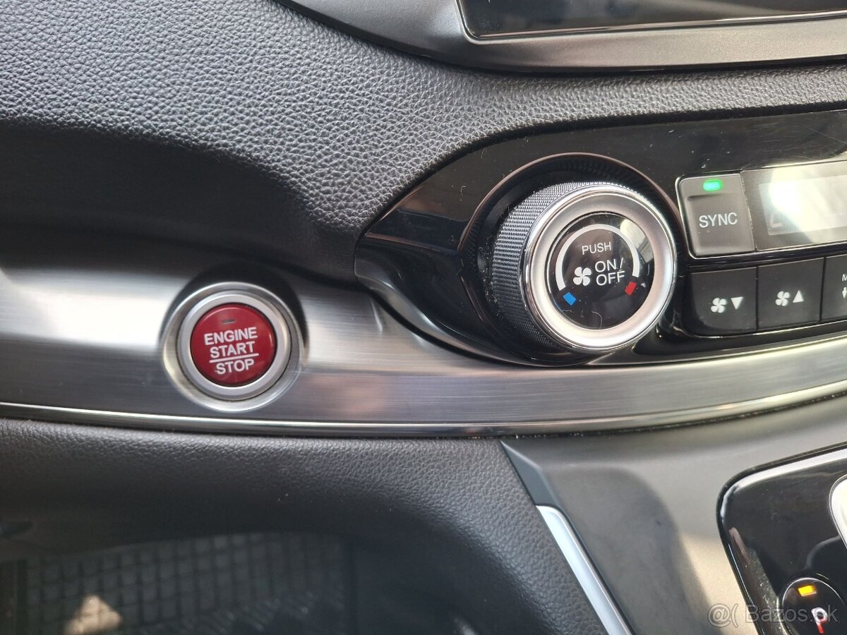 Honda CR-V, 1.6 i-DTEC, 4x4, automat, plná výbava Executive - 10