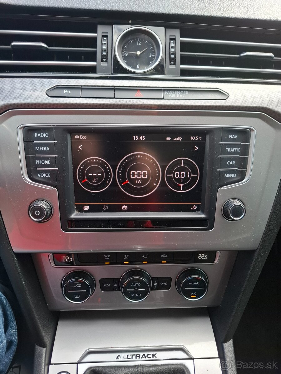 Volkswagen Passat 4x4 Alltrack B8 2,0TDI 4Motion,panorama - 10