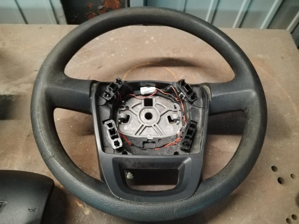Prodám volant a airbag z vozidel Iveco Daily - 10