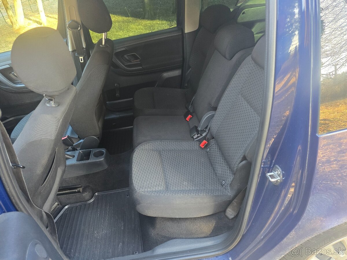 Škoda Roomster 1.6TDI 66kw r.v.2012 - 10