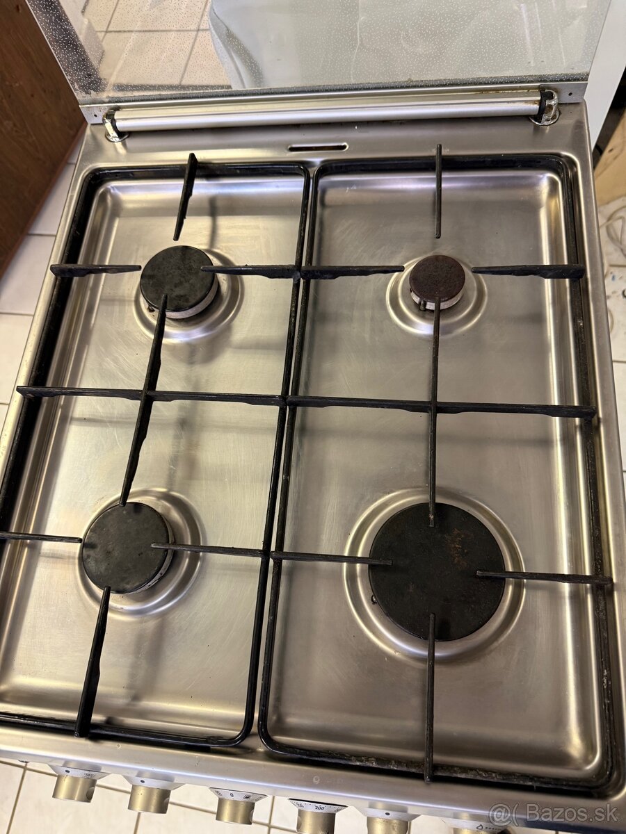 Predám nerezový plynový sporák Gorenje - 10