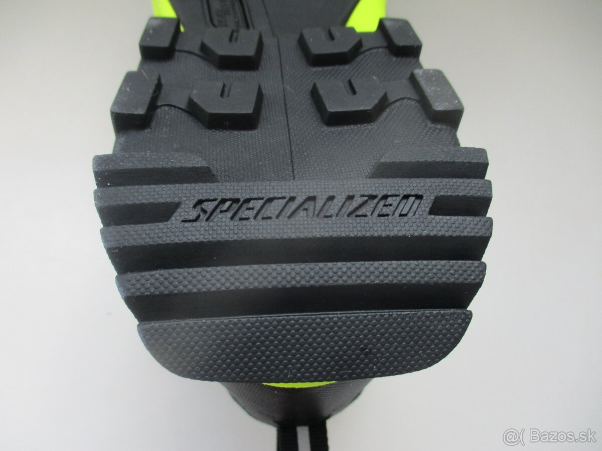 MTB cyklo tretry Specialized - 10