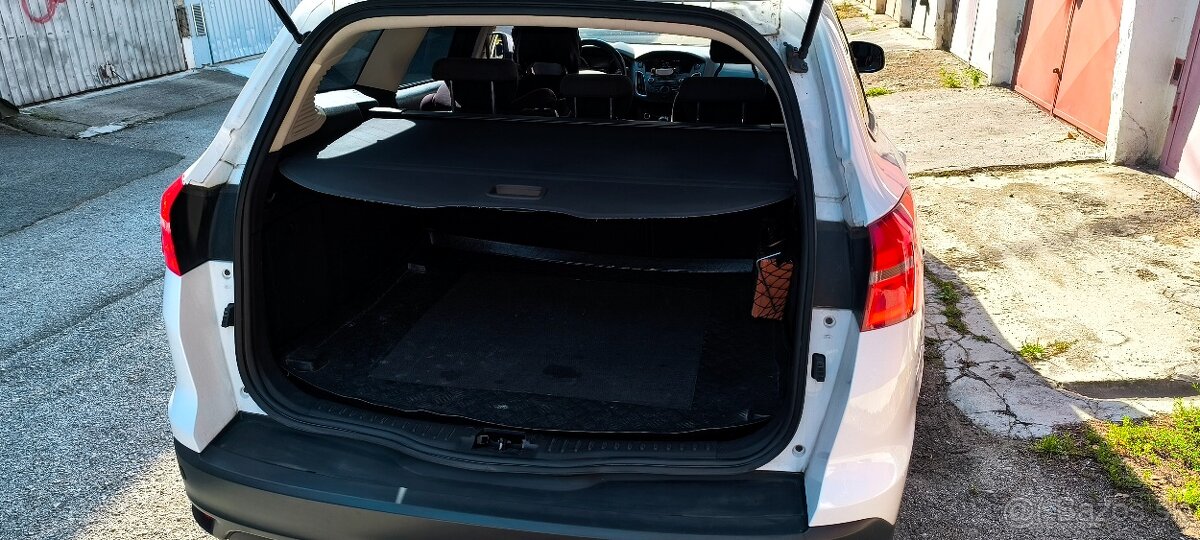 Ford Focus Kombi 1.0 EcoBoost Titanium X - 10