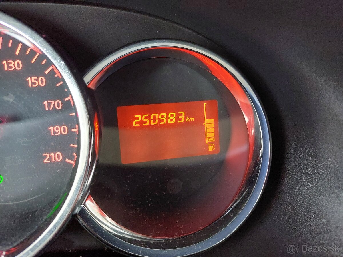 Dacia Lodgy 1.2 TCe Arctica - 10