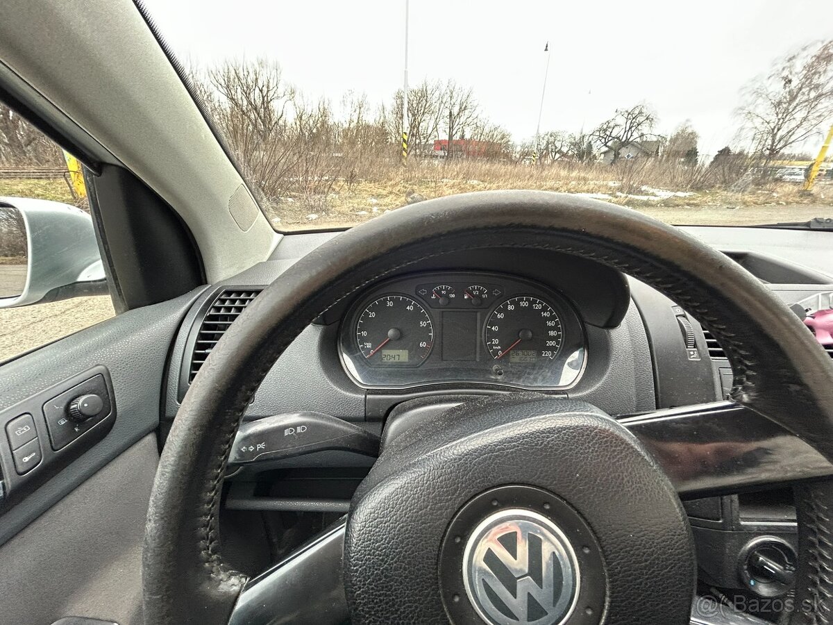Volkswagen Polo - 10