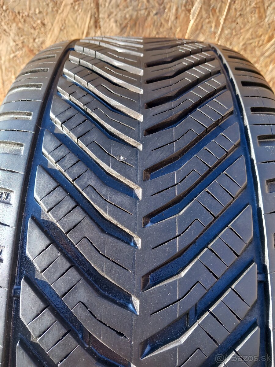 225/40 r18 celoročne pneumatiky - 10