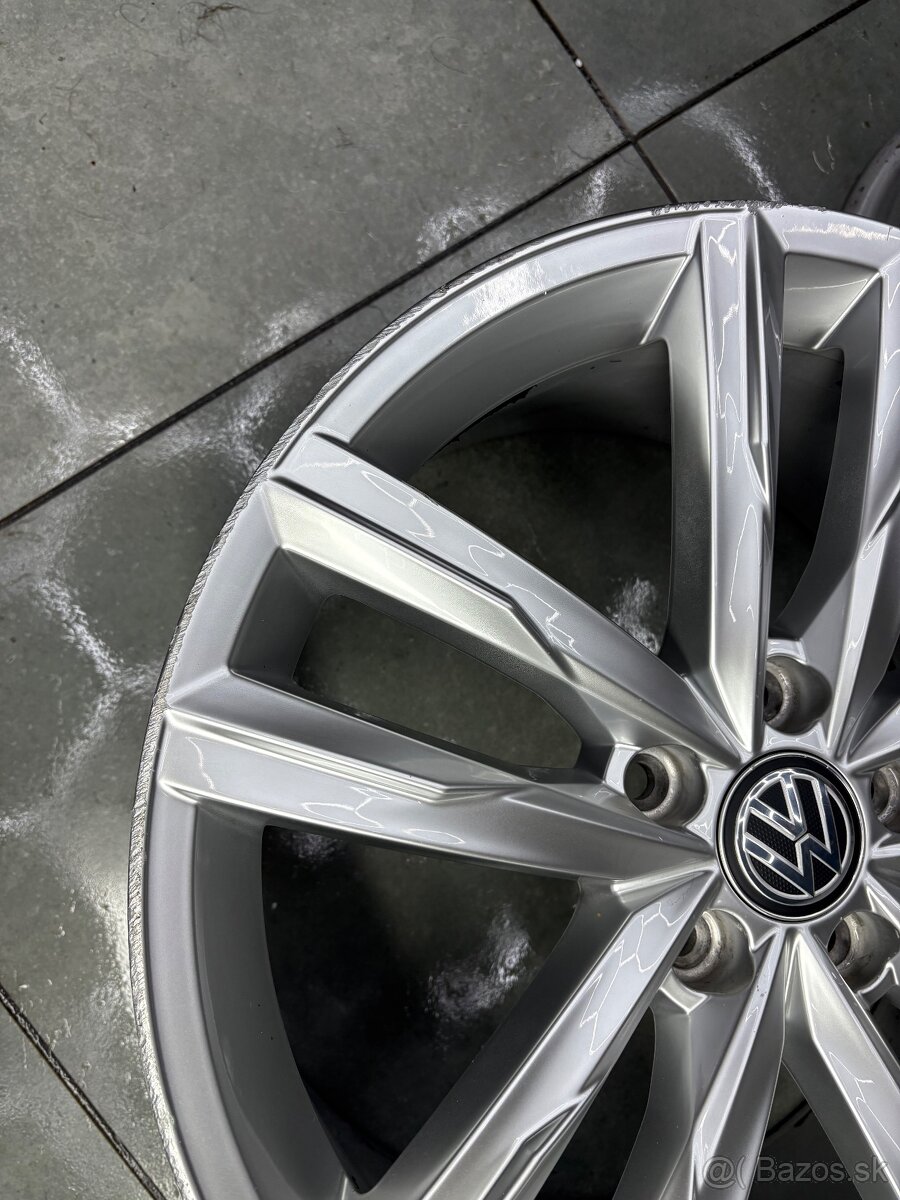 5x112 r18 Dartford Passat B 8 r Line - 10