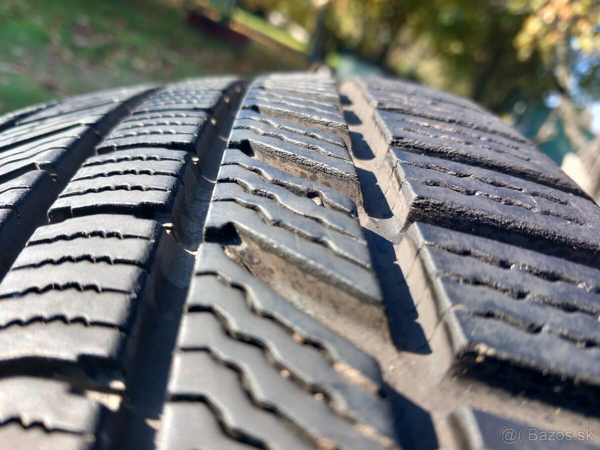 225/60 r18 zimne pneumatiky - 10