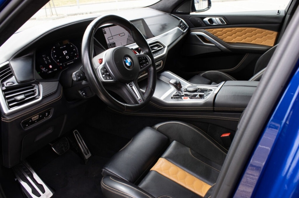 BMW X6 M Competition z roku 2021 - 10