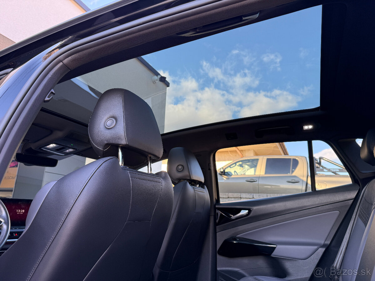 Volkswagen ID.4 ID.4 Pro Performance 77kWh 150kW IQ LED HUD - 10