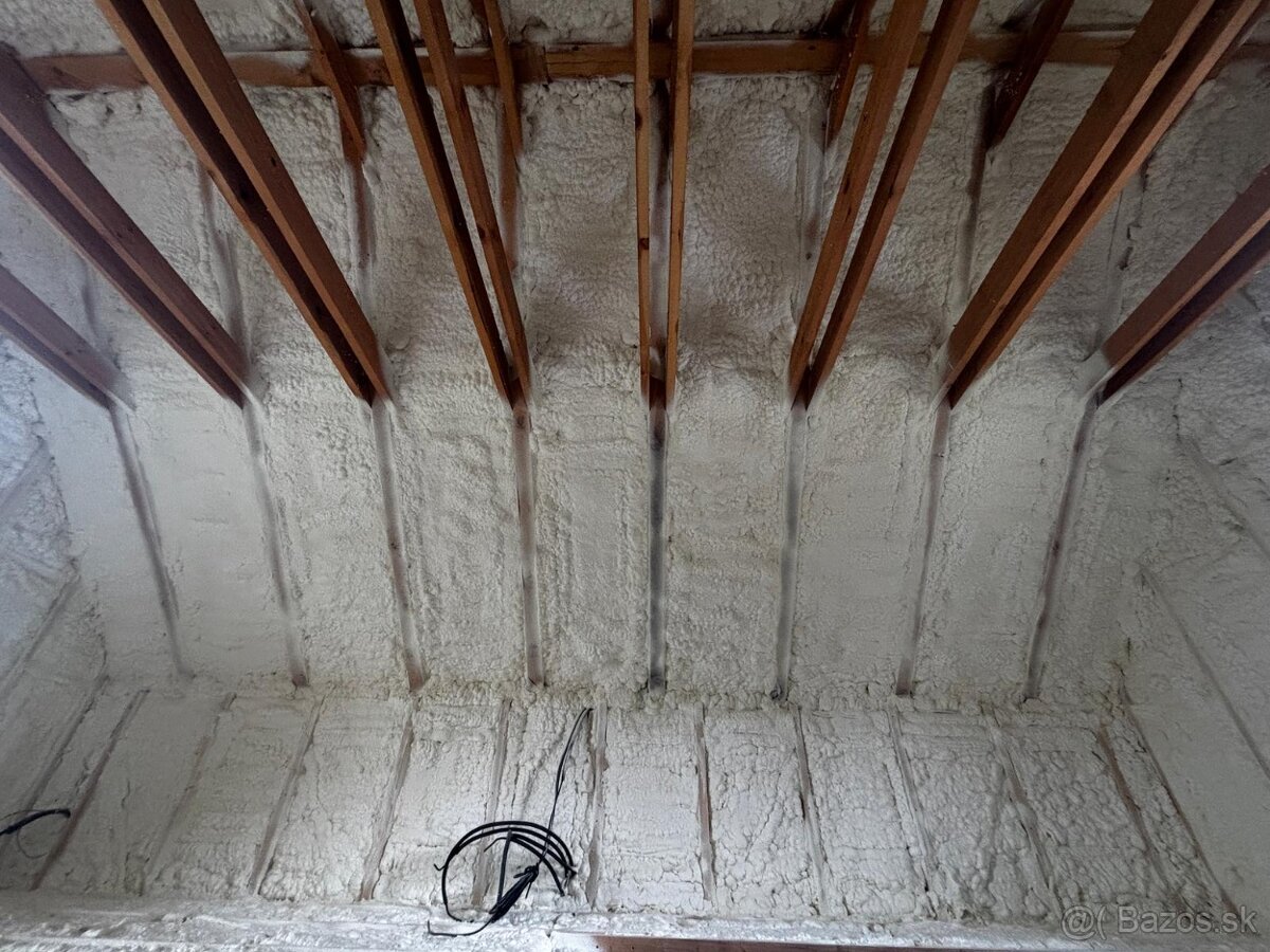 Celé Slovensko - STRIEKANA FUKANA IZOLACIA - 10