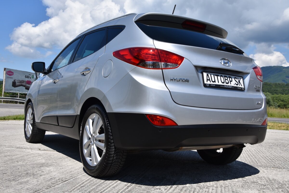 Hyundai ix35 2.0 CRDi VGT Style 4x4 A/T - 10