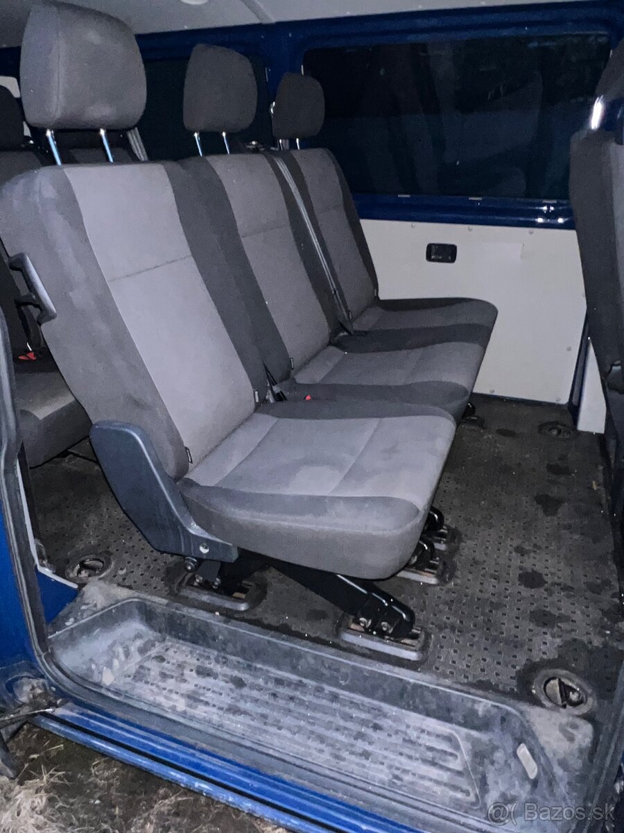 VW Transporter T6 2.0TDi 110kw Long - 10