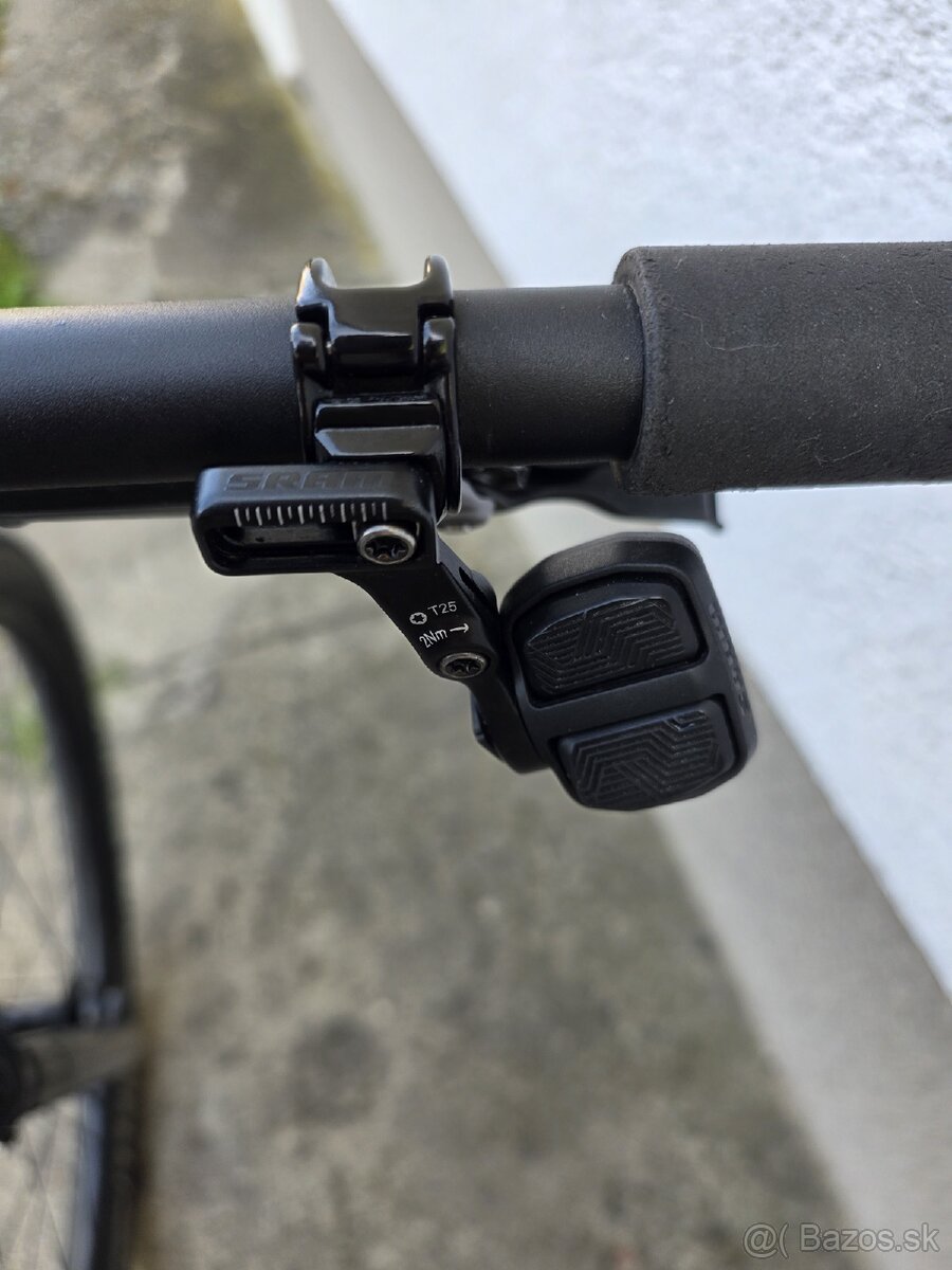 Trek Supercaliber 9.7 L 2025 - 10