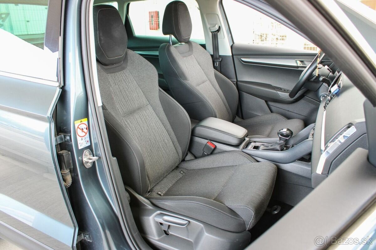 Škoda Karoq 1.6 TDI Style DSG - 10