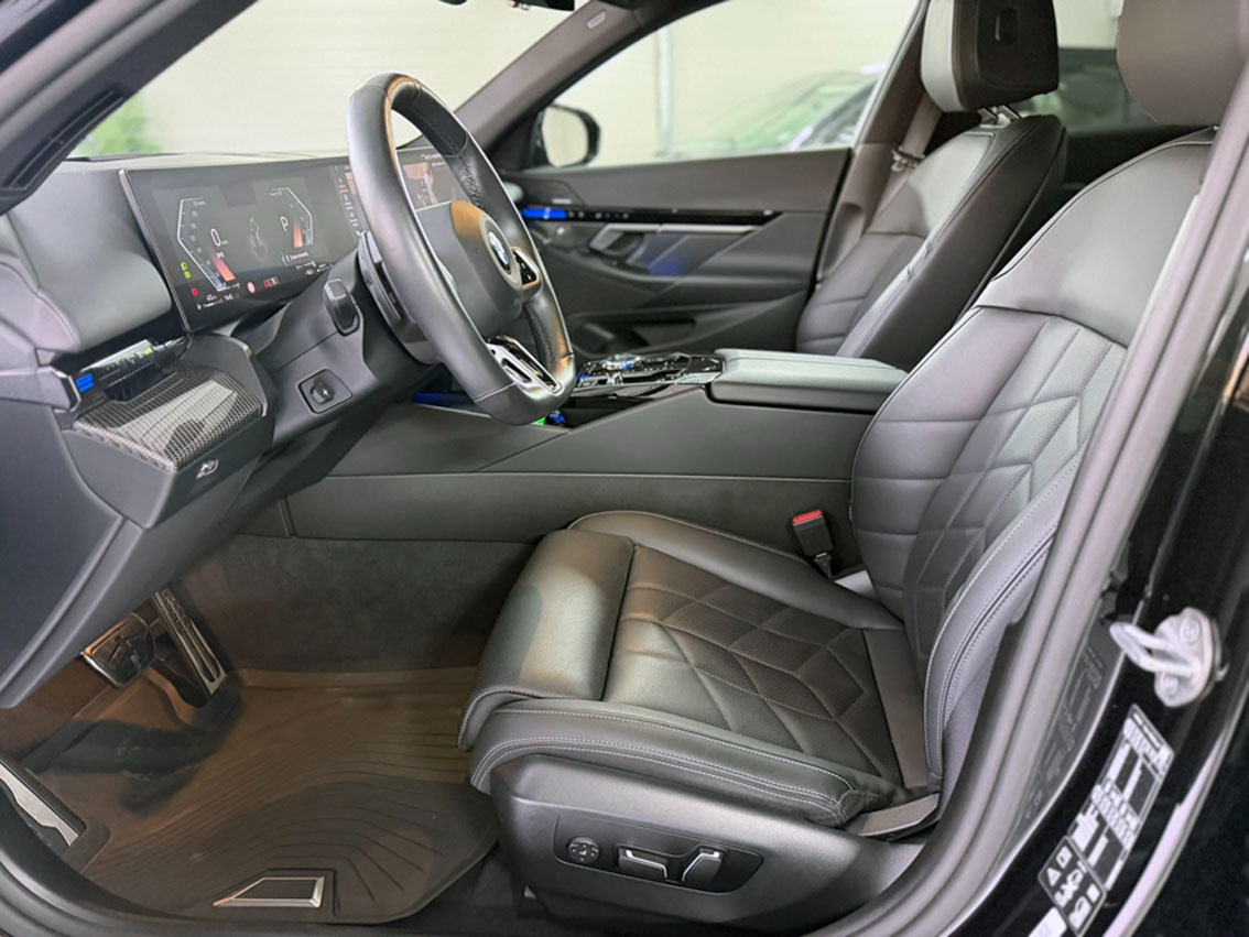 BMW Rad 5 520d 197PS AT8 xDrive M-Packet ✅ODPOCET✅ - 10