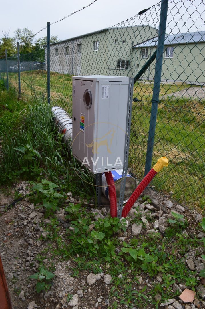 NA PREDAJ: nová sendvičová hala 300m2 vo Voderadoch - 10