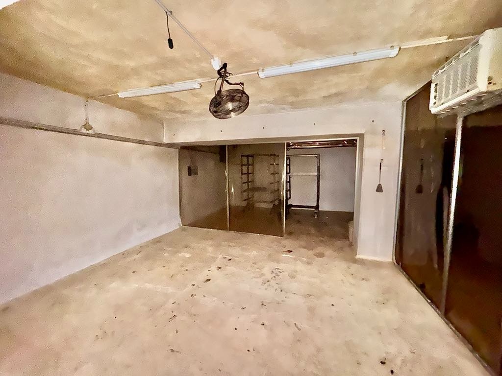 Prevádzkové budovy v Pôtri - Možnosť kúpy samostatne - 10