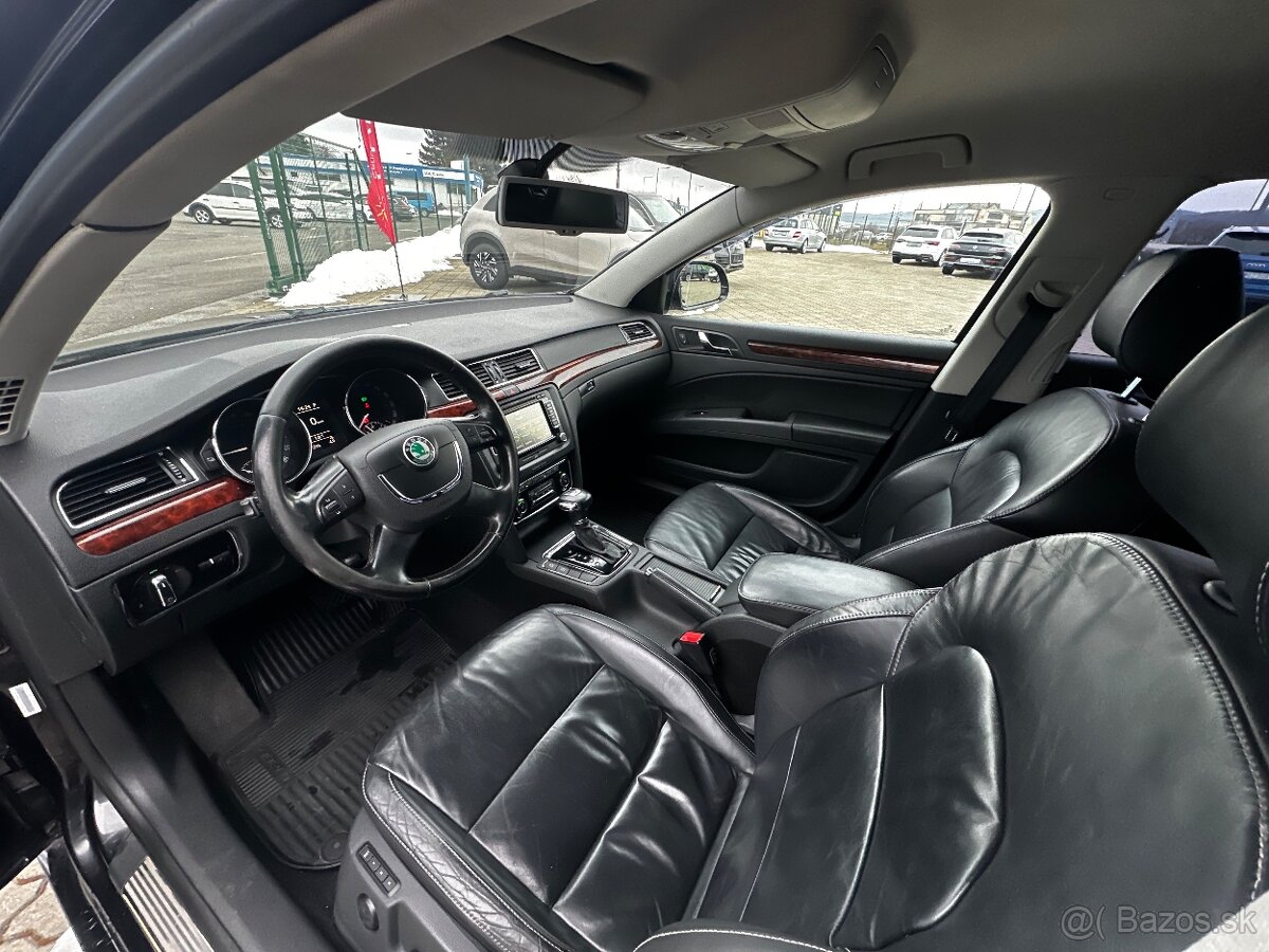 Škoda Superb Combi 2.0 TDi Elegance DSG - 10