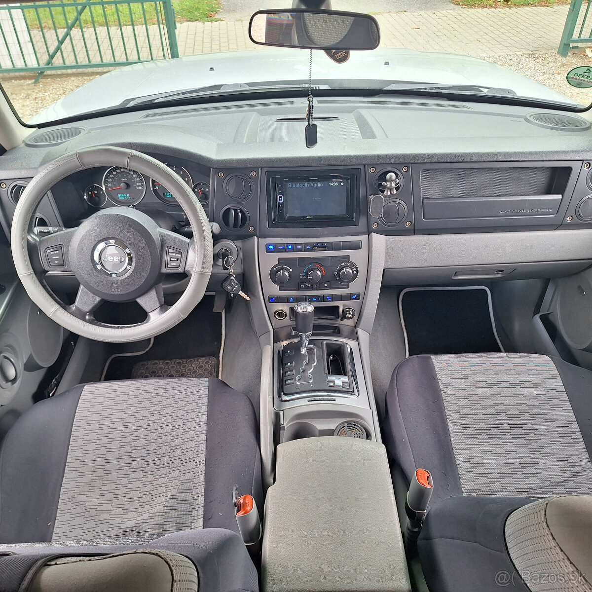 Jeep Commander 3.0 CRD V6 Overland A/T 4x4 - aj na splátky - 10