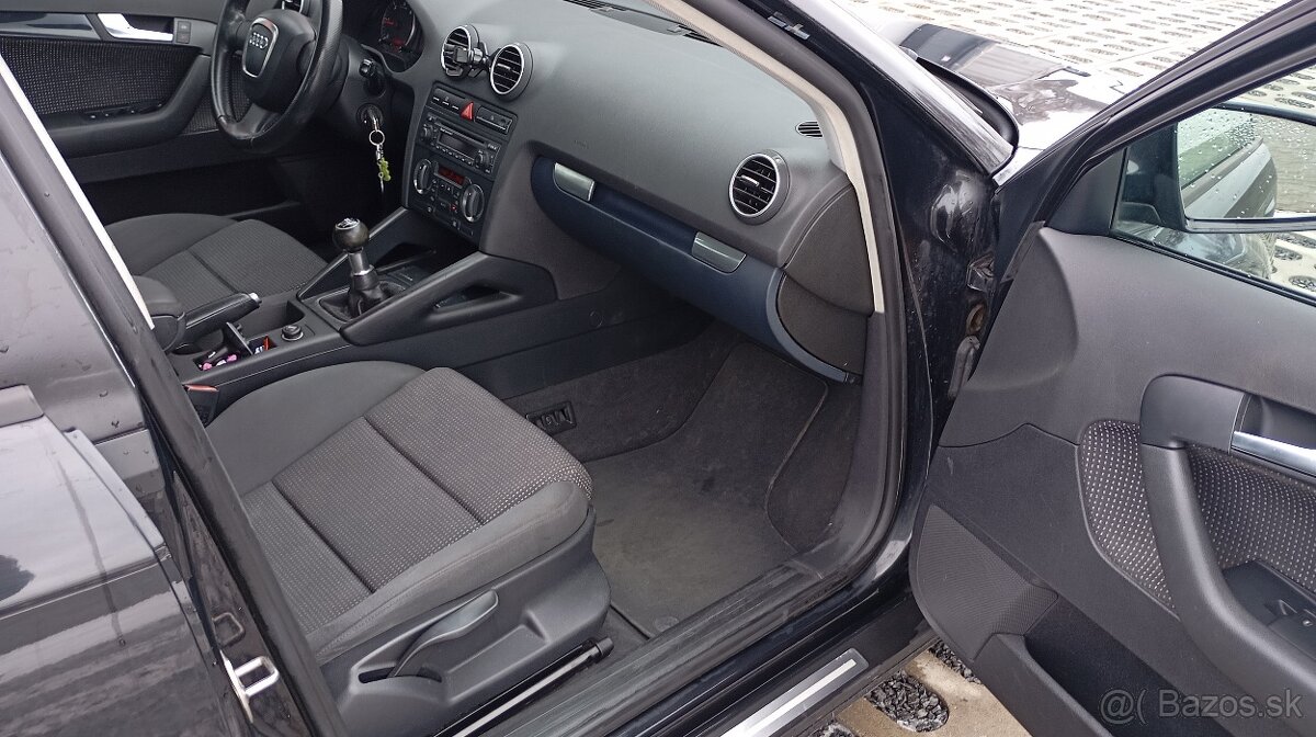 Predám Audi A3 8P 2.0 TDI 103kw BMM - 10