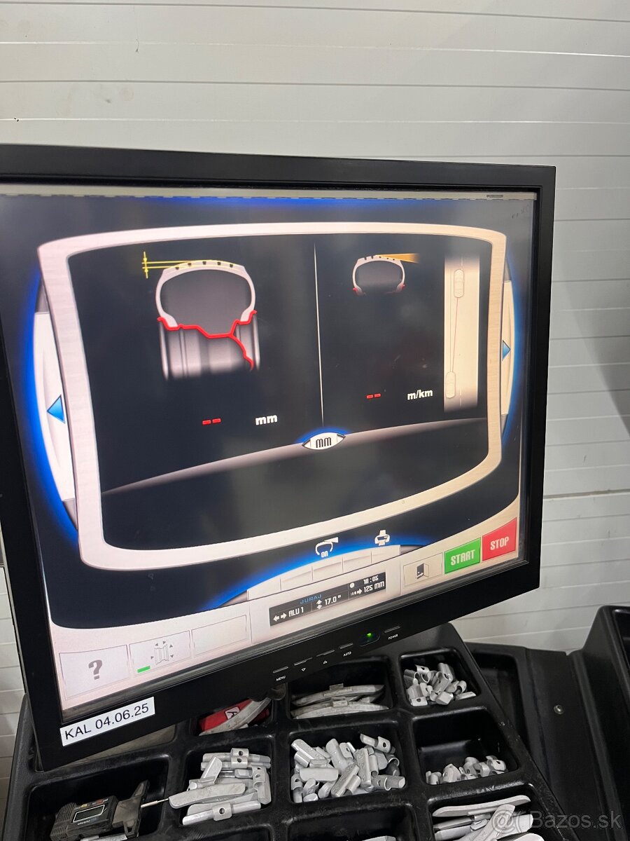 Vyvažovačka CORGHI EM 8470 Blue Light ELS - 10