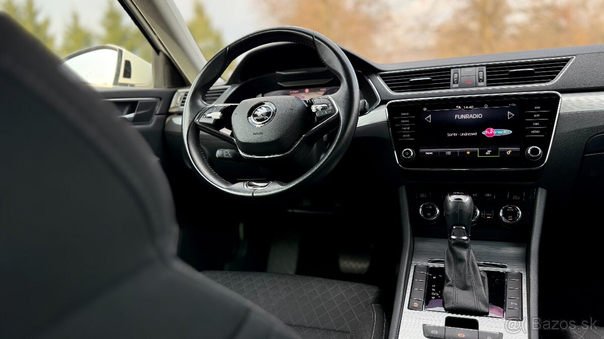 Škoda Superb Combi 2.0TDI DSG AMBITION - 10