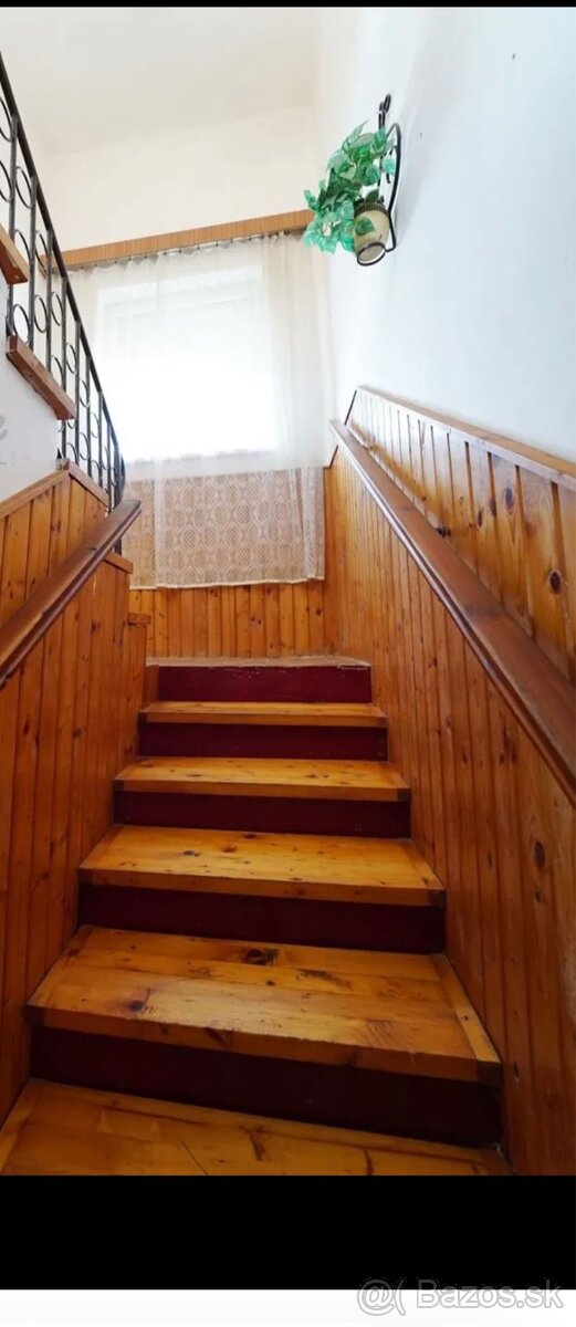 Predám poschodový dom - 10