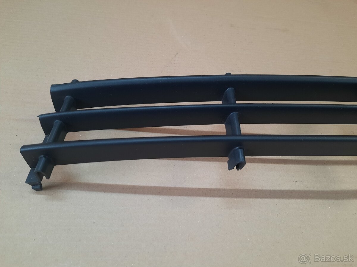 mriežka pred nárazníka Octavia 2 - 10