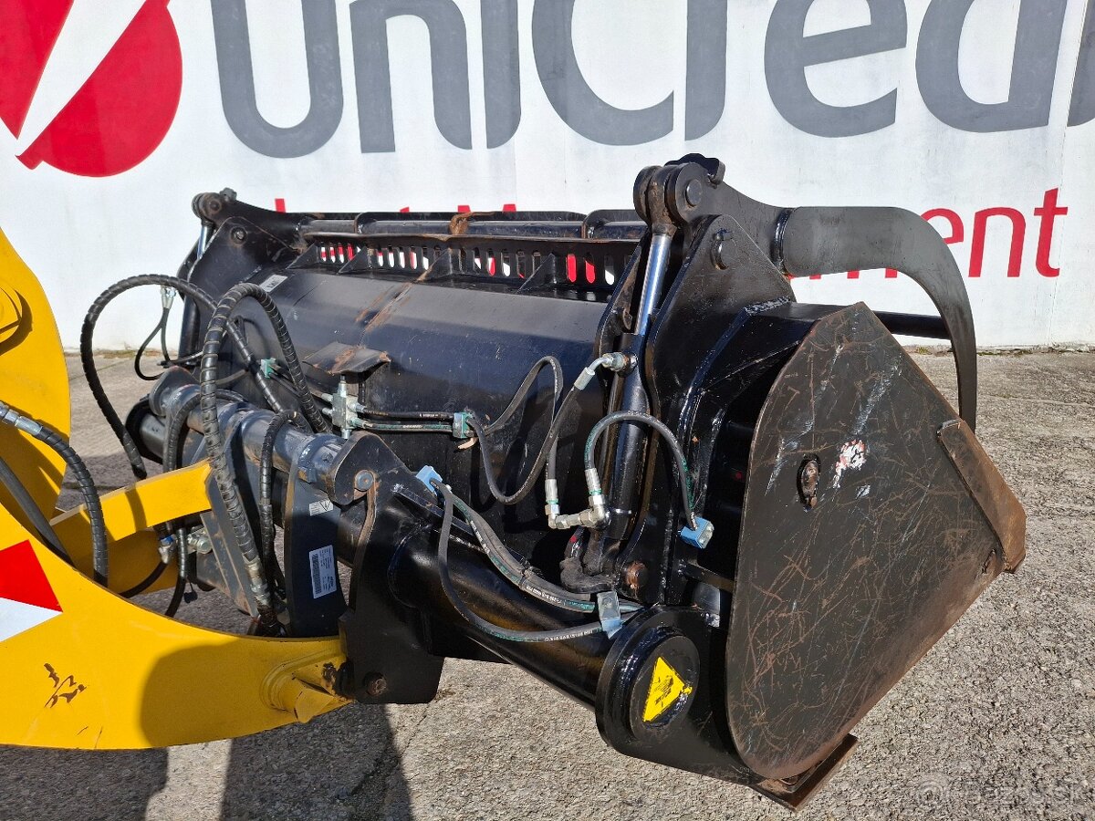 Nakladač Komatsu WA 100M-8 - 10