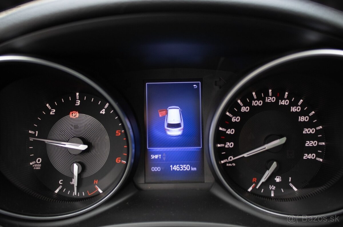 Toyota Avensis, bez investic - 10