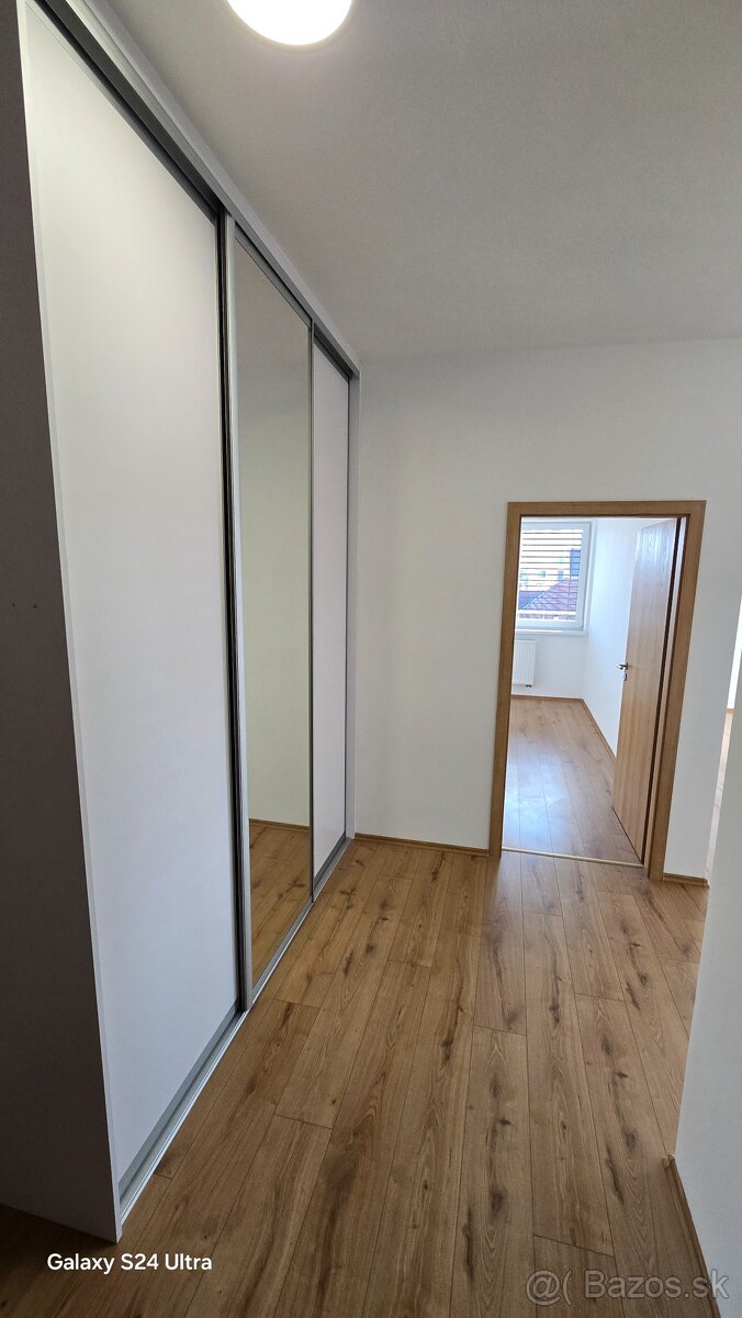 Prenájom 2 izbového bytu - 10
