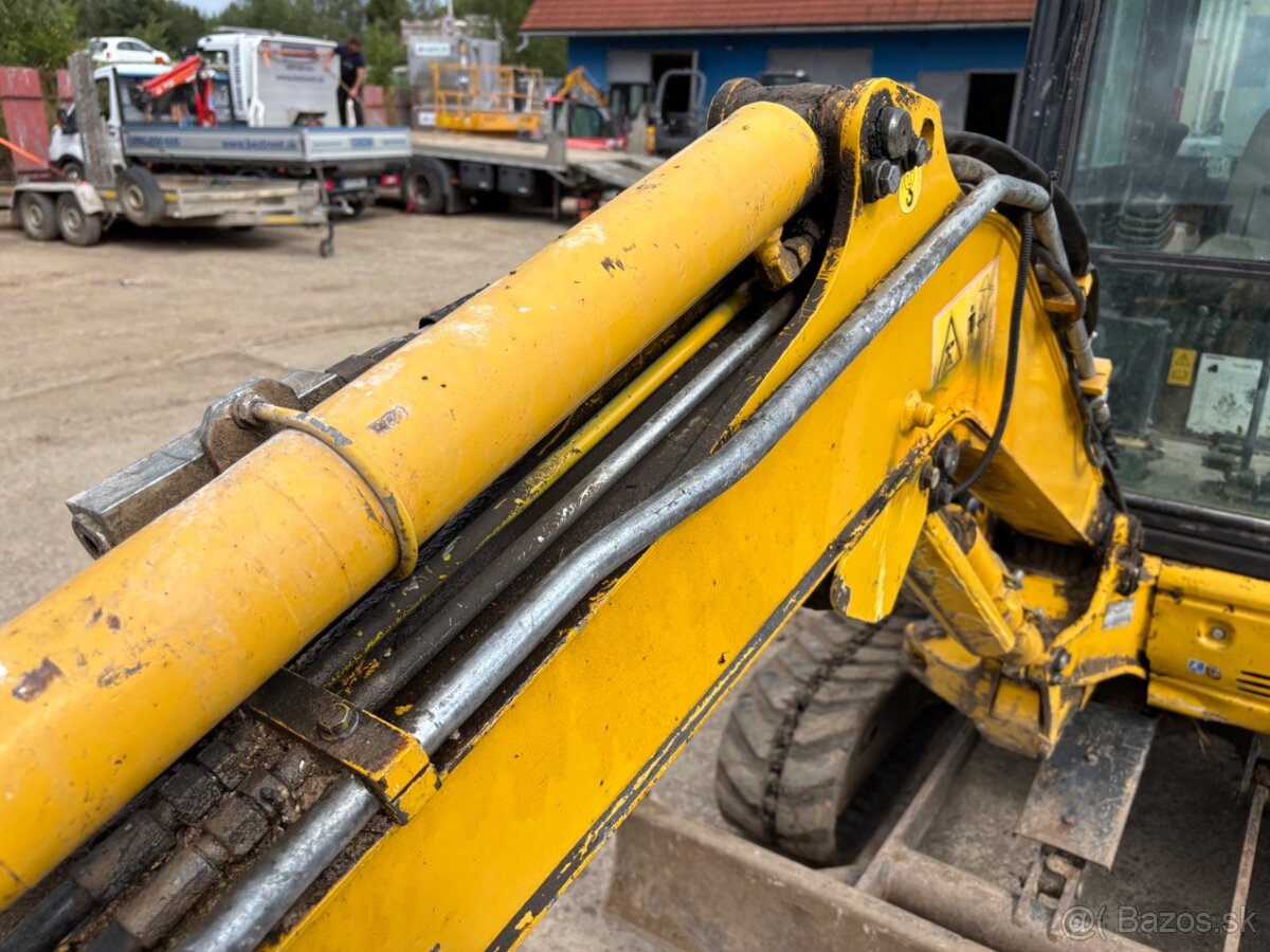 KOMATSU PC 26 MR - 3 - 10