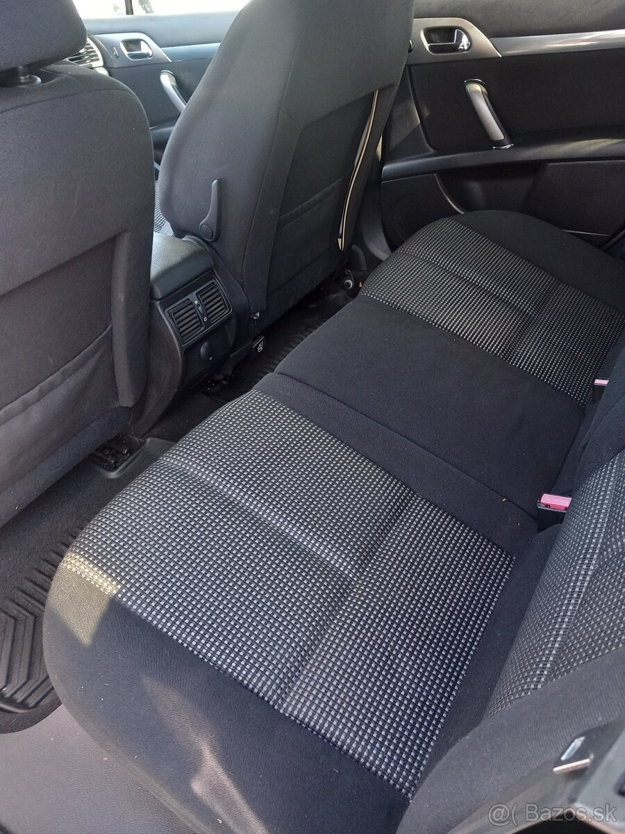 Peugeot 407 sw 2.L 103kw - 10