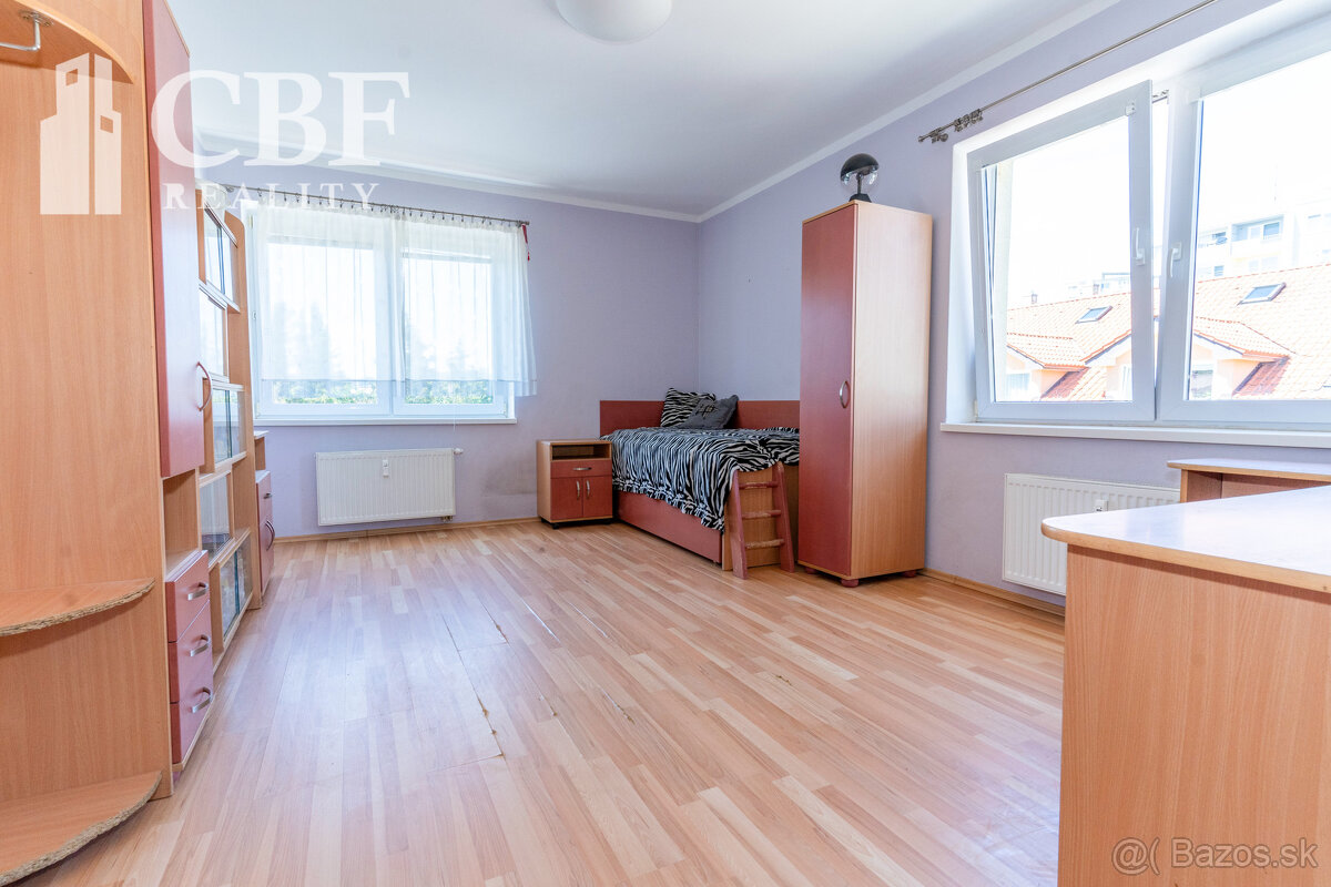 Exkluzívny prenájom: veľkometrážny 4-izbový byt v obľúbenej - 10