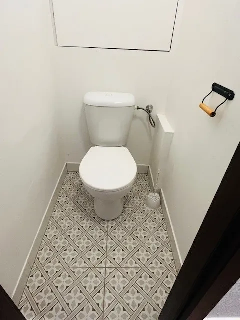 PRENÁJOM – 3iz byt v Prievoze - 10