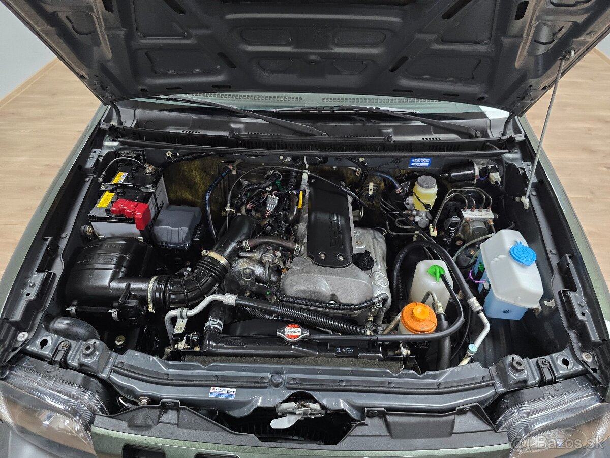 Suzuki Jimny 1.3 I VVT Style - 10