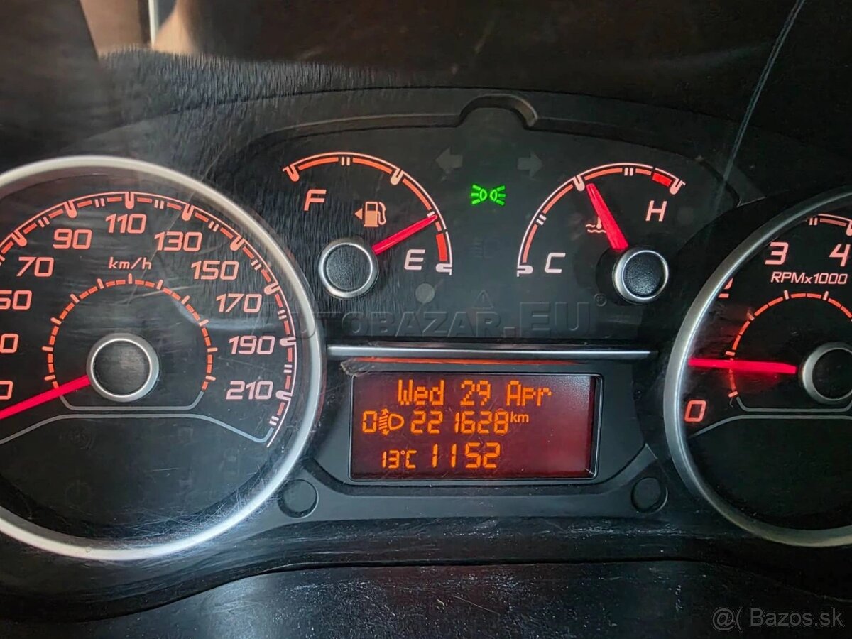 Fiat Dobló Cargo 1.4 T-Jet Base - 10