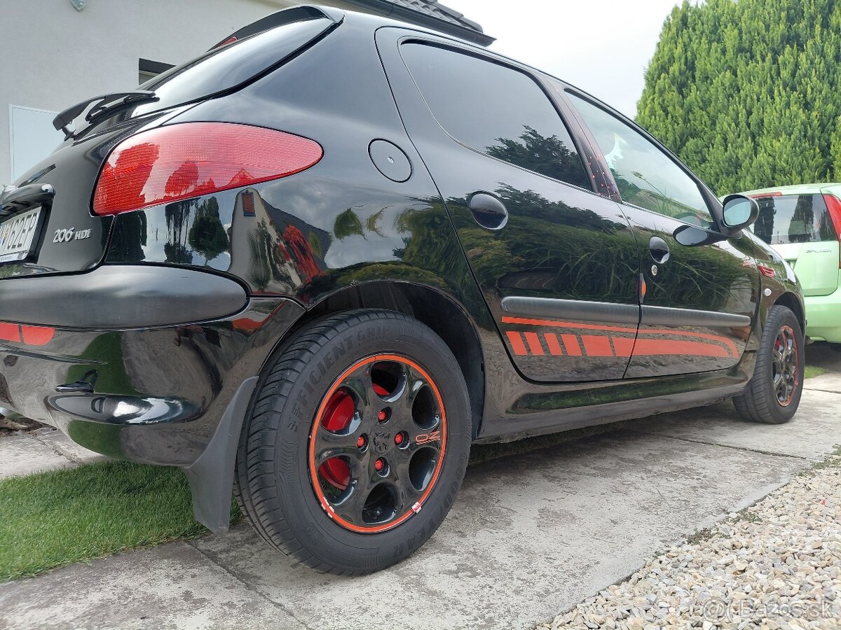 Peugeot 206 2,0 HDi - 10