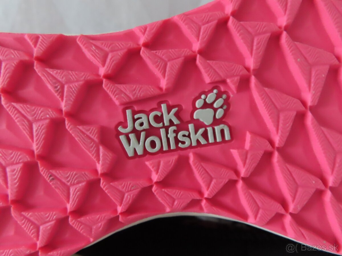 2x dámske tenisky veľ.39, Jack Wolfskin a iné od 19€ - 10