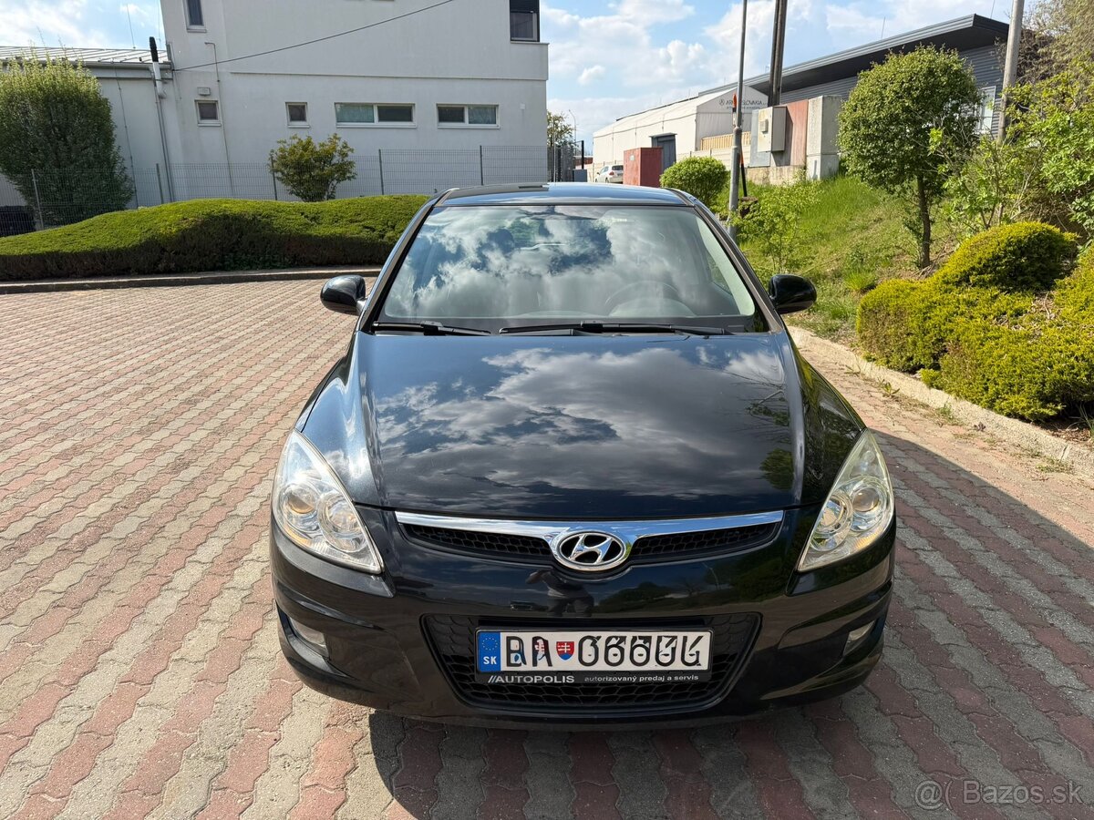 Hyundai i30 1.6 CVVT - 10