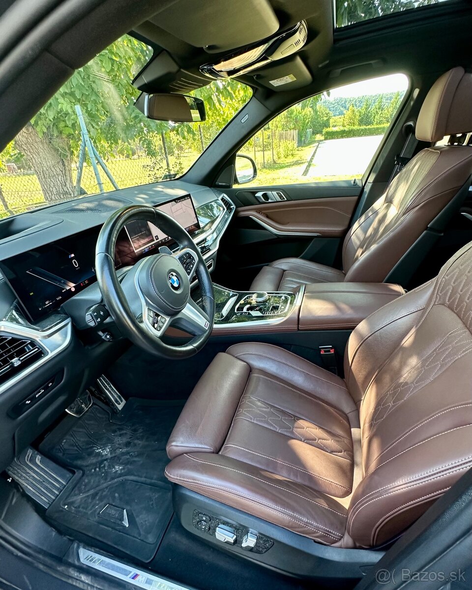 BMW X5 xDrive40i MILD HYBRID - 10
