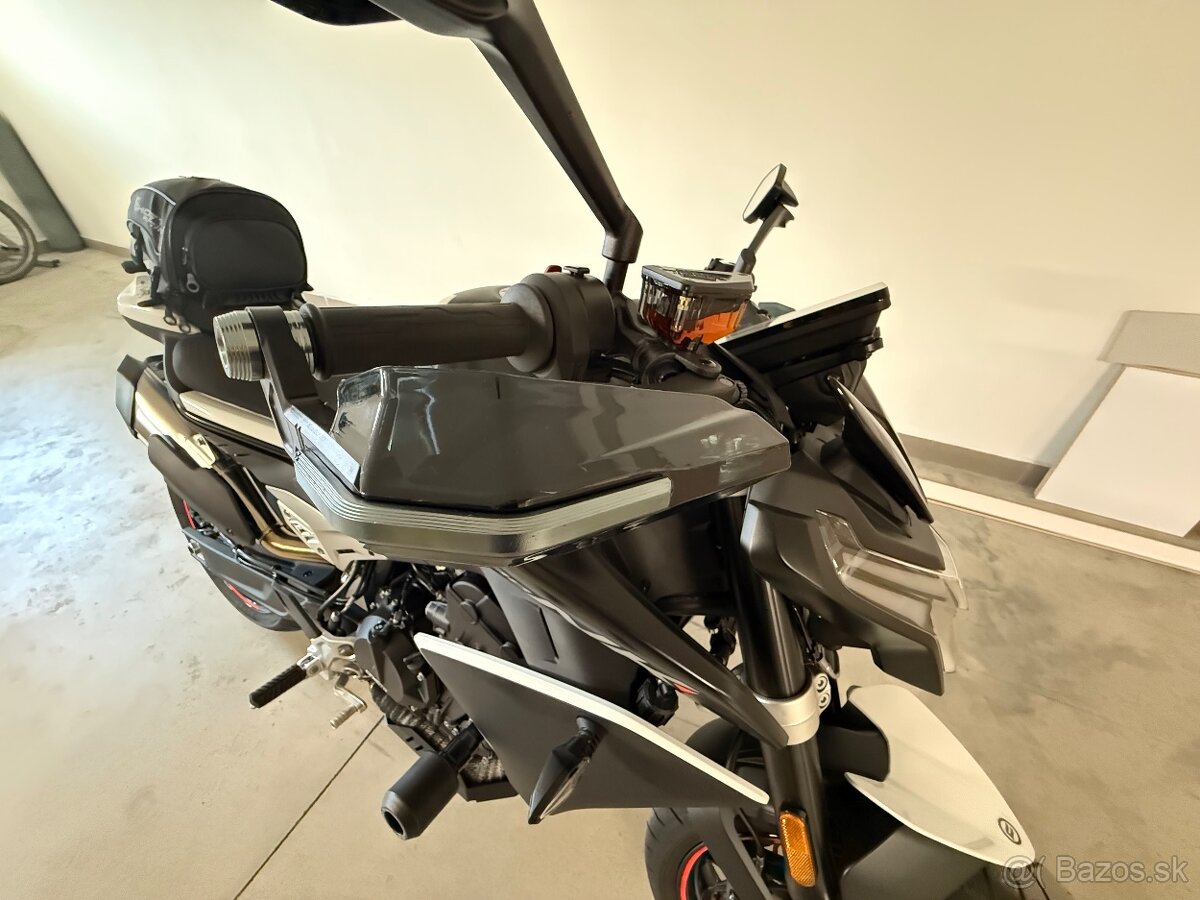 CF MOTO 800 NK advanced - 10