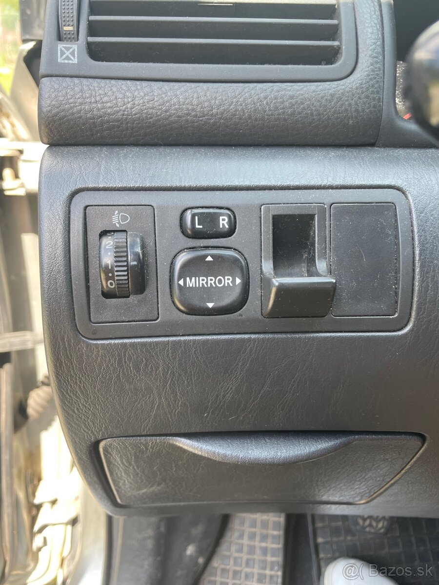 Toyota Corolla 2.0 - 10