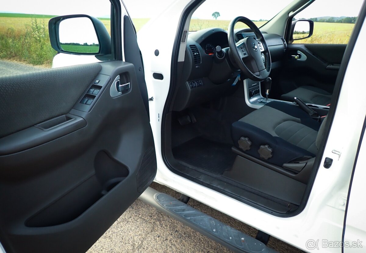 NISSAN NAVARA 2.5Dci 140kW 2014 ZADNA UZAVIERKA , NOVA STK - 10