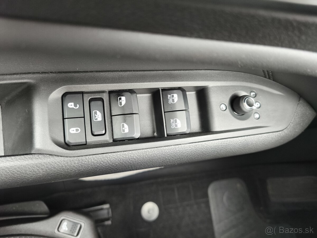 Predám Jeep Compass - 10